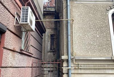 De Vanzare Vila Interbelica, 8-10 Camere, Romana - Zodiac - 33