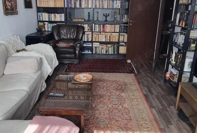 Proprietar, inchiriez apartament 3 camere unor iubitori de carte in zona Teiul Doamnei, sector 2 - 3