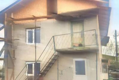 Casă cu 3 camere cu Teren 696 Mp în Brazi - 2