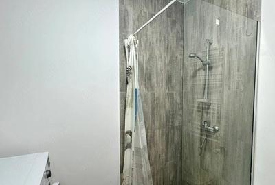 Apartament cu 2 camere decomandat în Eroii Revoluției - 2