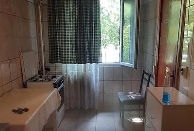 Apartament cu 3 camere decomandat în Drumul Taberei - 2