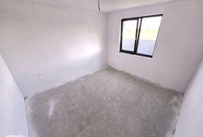 Casă cu 4 camere cu Teren 465 Mp în Central - 3