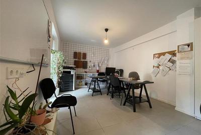 Birou, de 28 mp, în Central - 4