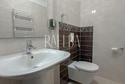 Apartament cu 2 camere semidecomandat, mobilat în Central - 12