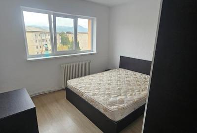 Apartament de vanzare, cu 2 camere, 45 mp, zona Tepes - 8