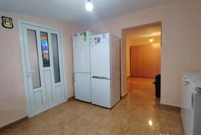 Casă cu 5 camere cu Teren 744 Mp în Brătășanca - 6