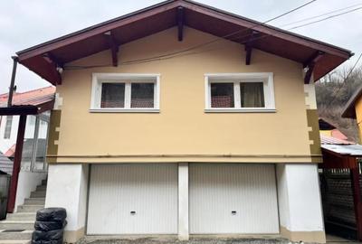 Casă cu 3 camere cu Teren 400 Mp în Valea Roșie - 1