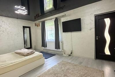 Casă cu 1 camere cu Canalizare în Central - 1