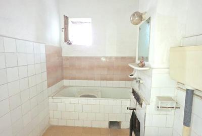 Apartament cu 3 camere decomandat în Central - 2
