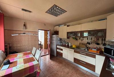 Ungheni - Vanzare casa 5 camere - Str. Principala - 5