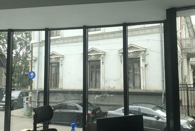 Spațiu comercial, de 90 mp, în Centrul Civic - 11