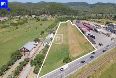 Teren generos cu deschidere la DN17/E58 situat in Gura Humorului - 4