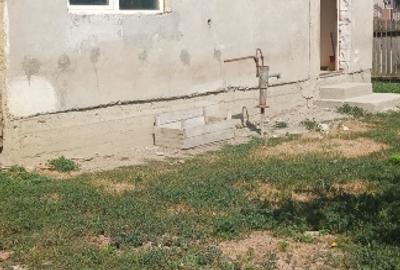 Casă de vânzare 4 camere - 8
