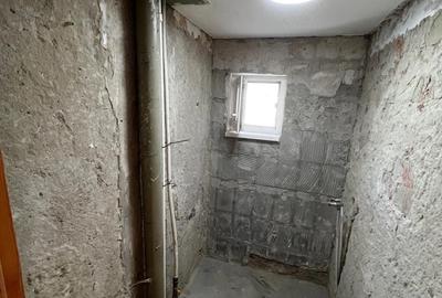 Apartament cu 2 camere semidecomandat în Sud - 1