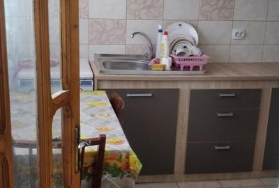 Casă cu 6 camere în Central - 1