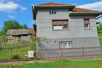 Casă cu 3 camere în Central - 2