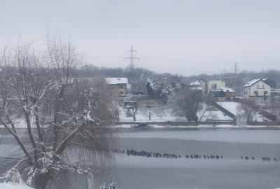 Vila amplasata pe malul lacului - 17