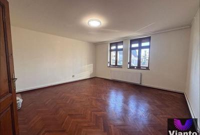 Apartament cu 3 camere decomandat în Terezian - 5