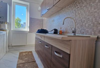 Tomis II (Spitalul Județean)- 3 camere, etaj 3, renovat, gaze, parcare, liber Tomis II (Spitalul Județean)- 3 camere, etaj 3, renovat, gaze, parcare, liber - 22