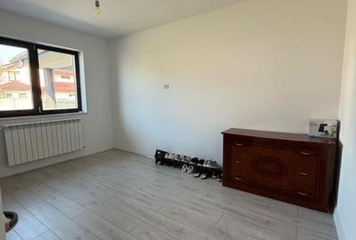 Casă cu 3 camere în Vânători - 10