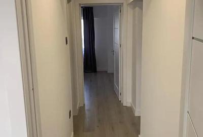Apartament cu 3 camere semidecomandat în Central - 2