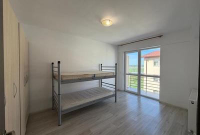 Apartament cu 3 camere decomandat în Păcurari