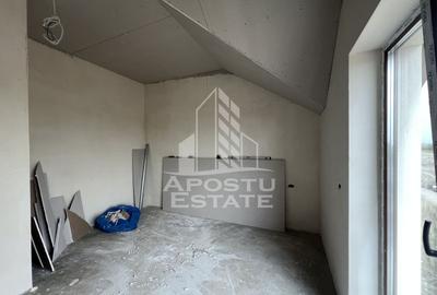 DE VANZARE casa alipita in Covaci cu curte mare - 13