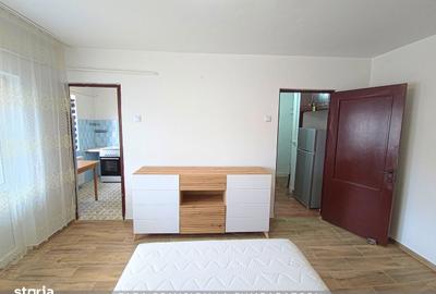 Garsonieră în Traian - 1