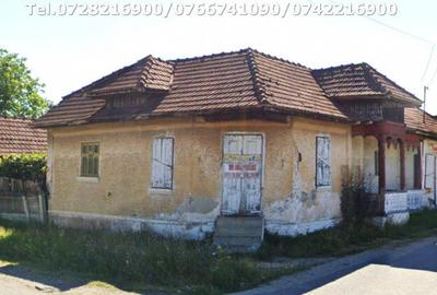 Casa Boiereasca si Teren Aferent (1000 mp), Calnic - 1