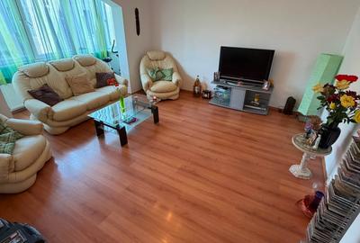 Apartament cu 3 camere decomandat în Aradului - 1