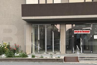 Spa?iu comercial parter bloc nou, 136 mp open space, vitrin - 3