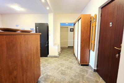 Apartament cu 3 camere decomandat, mobilat în 13 Septembrie - 14