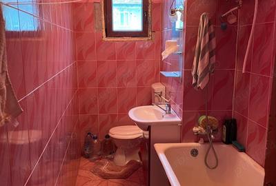 Apartament cu 2 camere, de VANZARE in Uricani , jud.Hunedoara - 7
