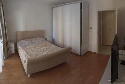 De inchiriat apartament cu 2 camere, semidecomandat, zona Complexul Studentesc - 2