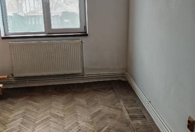 Apartament cu 3 camere decomandat în Peninsula - 13