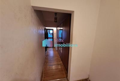 Apartament cu 3 camere etaj 3 Obcini - 8