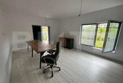 Casă cu 4 camere cu Teren 500 Mp în Central