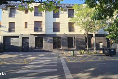 Spațiu comercial, de 102 mp, în Orașul Nou