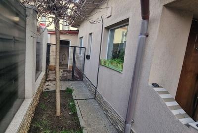 Bratianu  -casa cu deschidere pe colt - 4