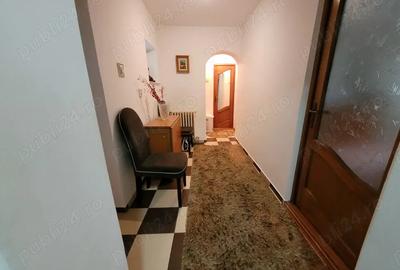 Chirie Falticeni apartament 3 camere - 1