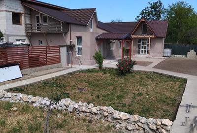 Casa 4 camere - Poarta Alba - 140.000 euro(Cod E11) - 2