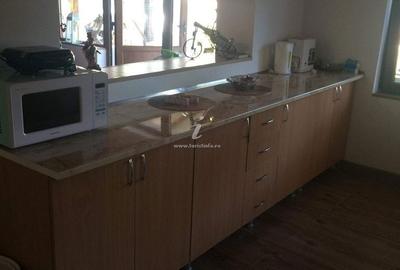 Casă cu 4 camere în Dubova - 3
