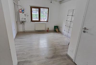 Spațiu comercial, de 42 mp, în Județean - 11