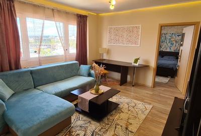 Apartament cu 3 camere semidecomandat în Palat - 4