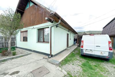 Casă cu 3 camere cu Teren 1176 Mp în Central - 4