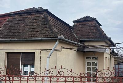 Casă cu 3 camere în Central - 2