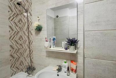 Apartament cu 2 camere semidecomandat în Industrial Vest - 4