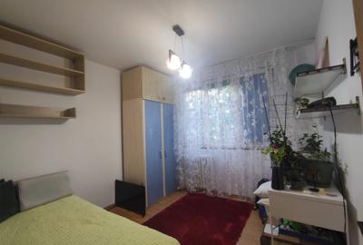 Apartament cu 3 camere semidecomandat, mobilat în Titan - 5