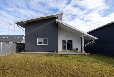 Casă individuală cu 3 camere cu Canalizare în Tărlungeni - 2