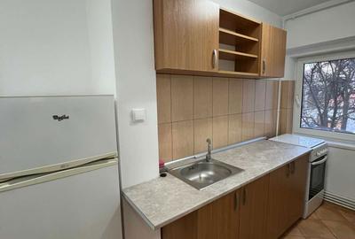 Garsonieră decomandată în Central - 4